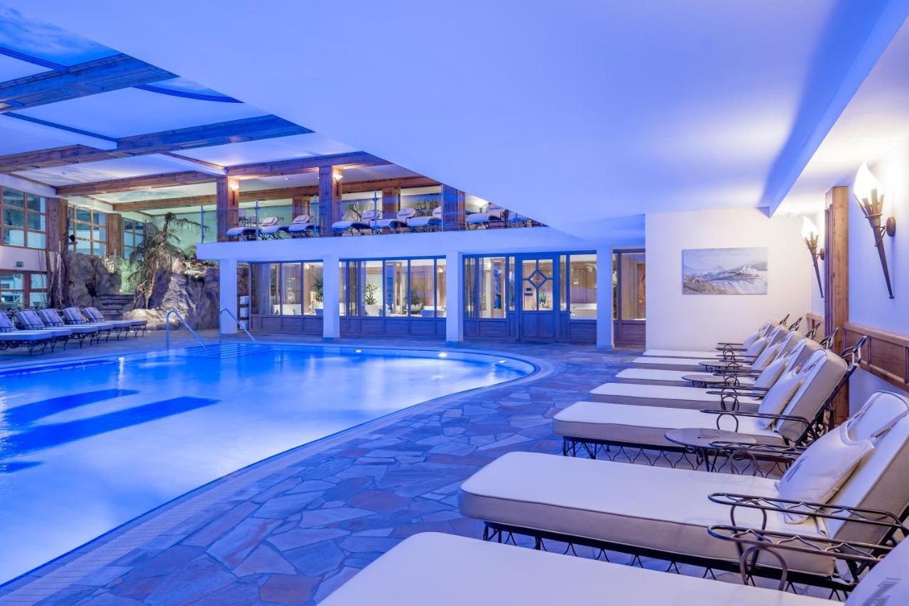 Alpen-Wellness Resort Hochfirst Обергургл Екстериор снимка