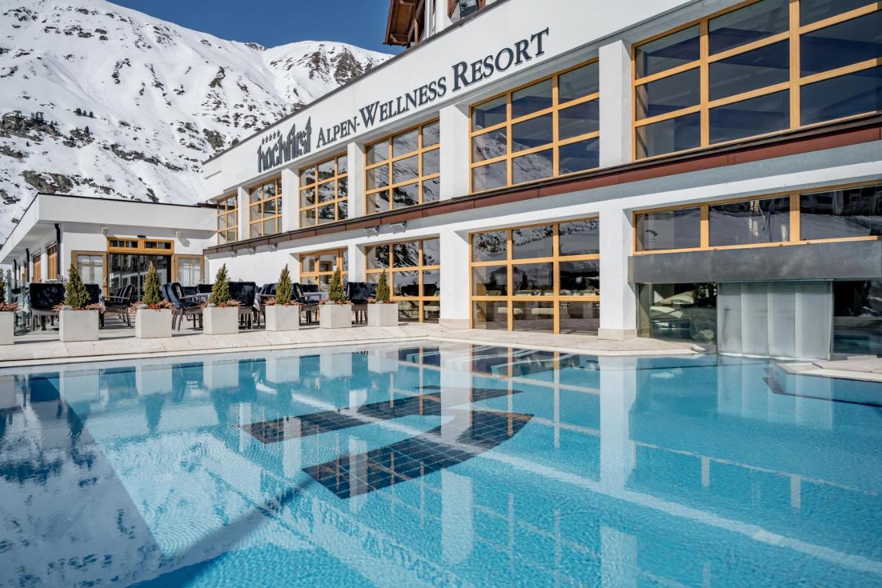 Alpen-Wellness Resort Hochfirst Обергургл Екстериор снимка