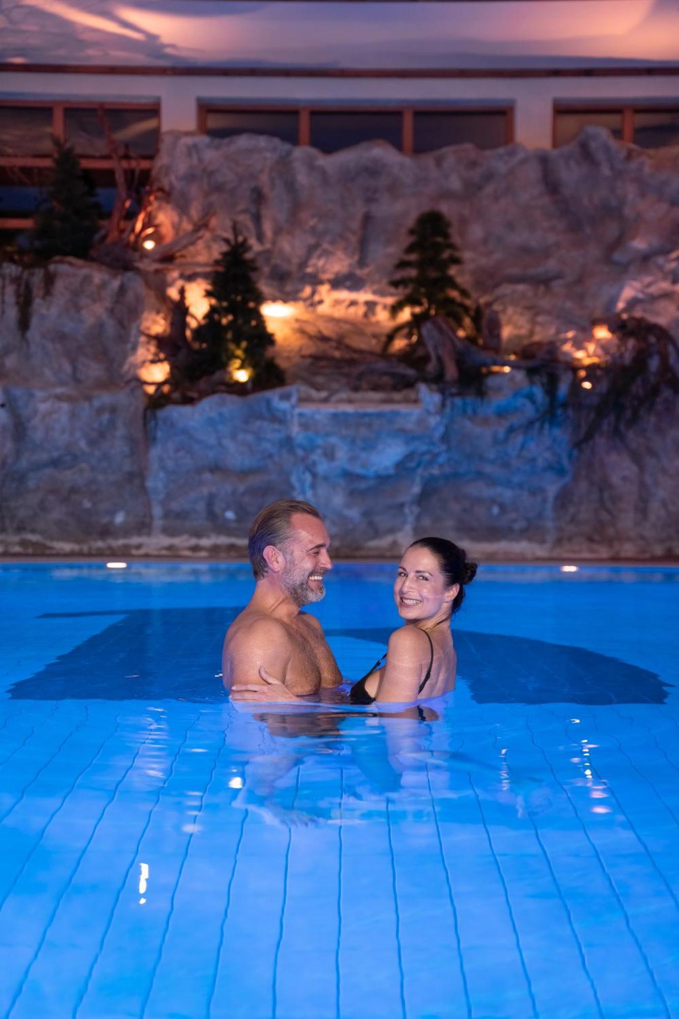 Alpen-Wellness Resort Hochfirst Обергургл Екстериор снимка